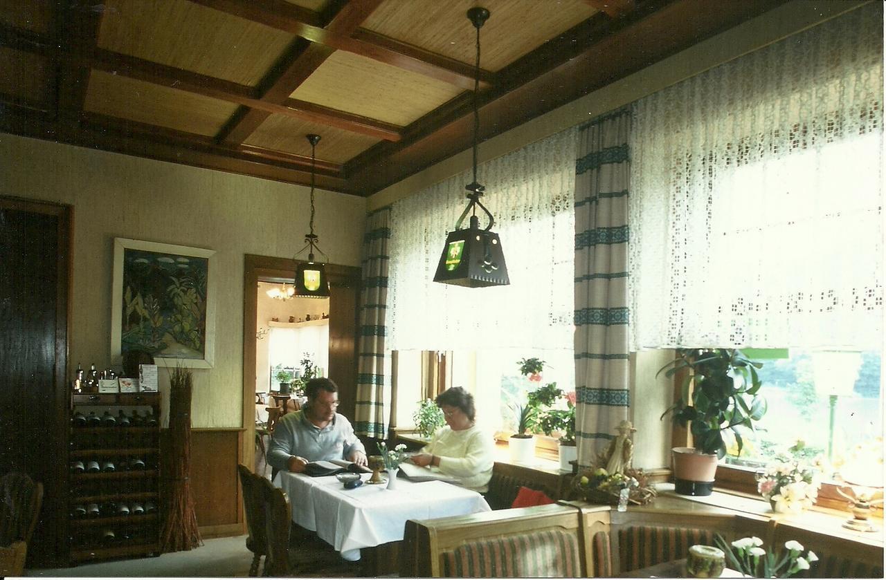 Gasthaus Zur Traube Hatzenport Eksteriør billede